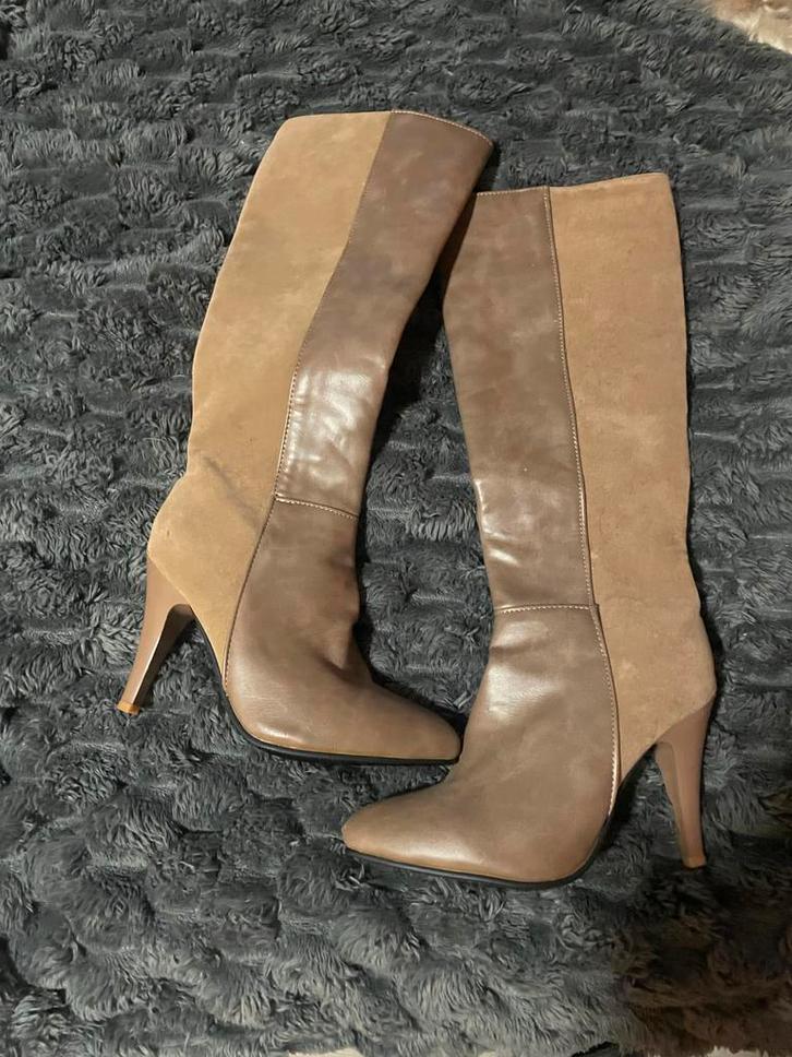 Vero Cuoio leren laarzen, maat 37 - Nieuwstaat!, Kleding | Dames, Schoenen, Zo goed als nieuw, Hoge laarzen, Bruin, Ophalen of Verzenden