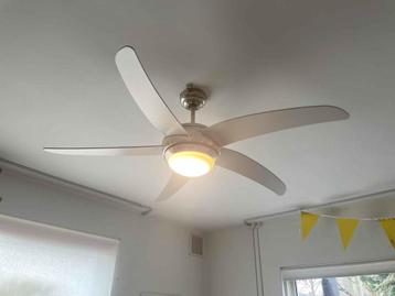 VidaXL Plafondventilator met lamp 128 cm wit beschikbaar voor biedingen