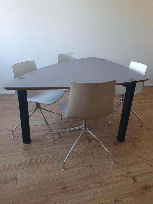Designtafel, bureau of vergadertafel Harvink post modern, Huis en Inrichting, Tafels | Eettafels, Zo goed als nieuw, 50 tot 100 cm