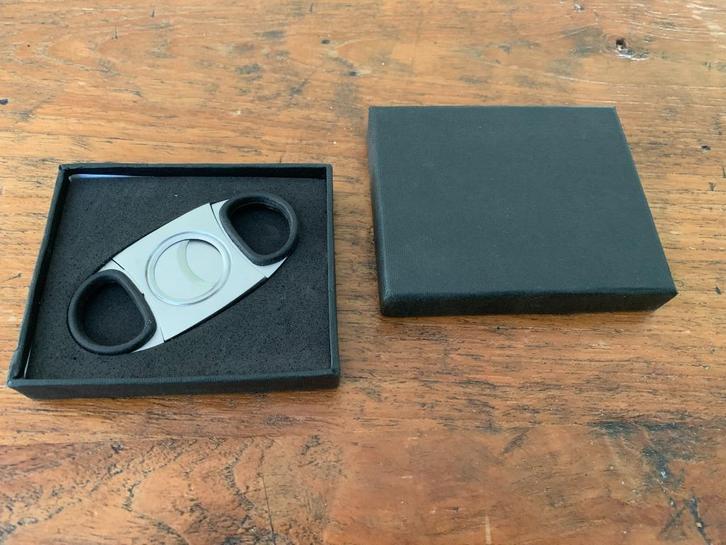 Sigarenknipper sigarensnijder NIEUW in doos, Verzamelen, Rookartikelen, Aanstekers en Luciferdoosjes, Nieuw, Overige typen, Ophalen of Verzenden
