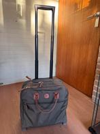 Pilot business koffer op wieltjes 36x40x16 olijfgroen, Ophalen, Gebruikt, Wieltjes