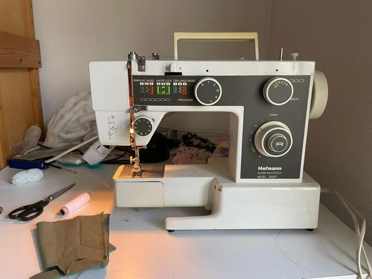 Naaimachine Hofmann 250P, Hobby en Vrije tijd, Naaimachines en Toebehoren, Gebruikt, Naaimachine, Overige merken, Ophalen