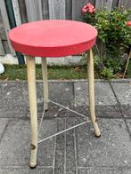 Vintage ijzeren kruk van eind jaren 60, Ophalen, Gebruikt, IJzer