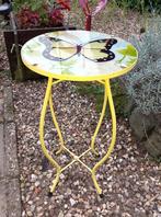 Mooie bijzettafel met vlinder, Huis en Inrichting, Tafels | Bijzettafels, Minder dan 55 cm, Gebruikt, Rond, Ophalen