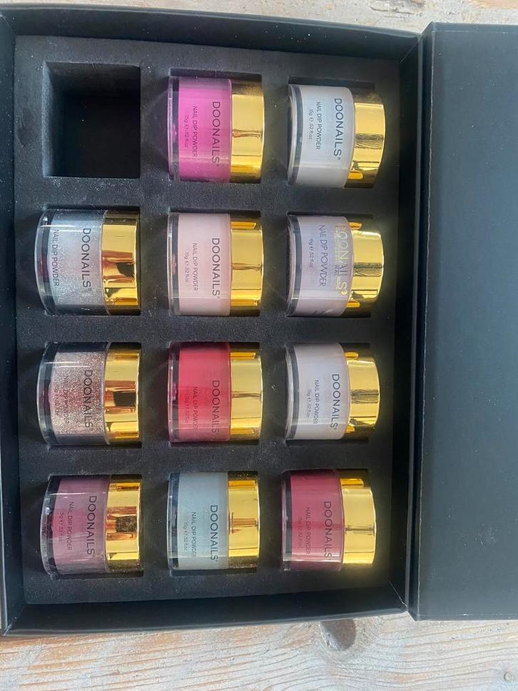 Doonails dipping powder 11 kleuren, Sieraden, Tassen en Uiterlijk, Uiterlijk | Cosmetica en Make-up, Handen en Nagels, Overige kleuren