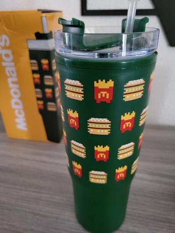 Limited edition Mcdonalds drinkbeker beschikbaar voor biedingen