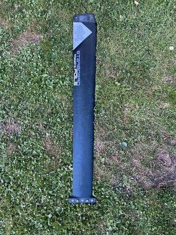 Starboard carbon 110 foil mast beschikbaar voor biedingen