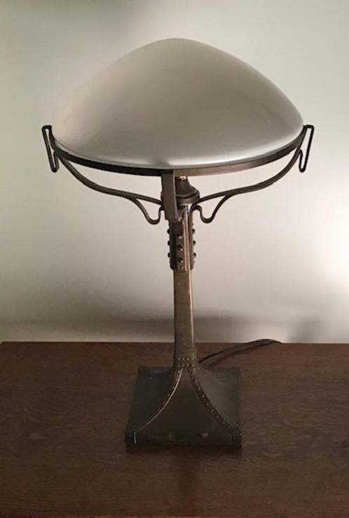 Tafellamp - jaren 20 in de stijl van Art Nouveau, Huis en Inrichting, Lampen | Tafellampen, Gebruikt, Minder dan 50 cm, Glas, Metaal