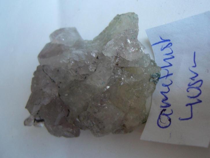 amethist grotere cluster met punten 40gr edelsteen mineraal, Verzamelen, Mineralen en Fossielen, Mineraal, Ophalen of Verzenden