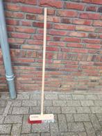 Bezem met steel - ideaal voor schoonmaak, Ophalen of Verzenden, Gebruikt, Bezem, Onbekend