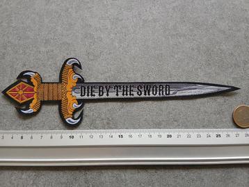 Slayer zeer mooie die by the sword shaped patch 7.5 x 25 cm beschikbaar voor biedingen