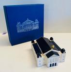 miniatuur concertgebouw delfts blauw, Antiek en Kunst, Antiek | Keramiek en Aardewerk, Ophalen of Verzenden
