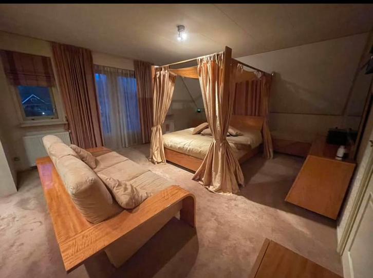 Super luxe slaapkamer van Giorgio Collection, Huis en Inrichting, Complete inboedels, Ophalen