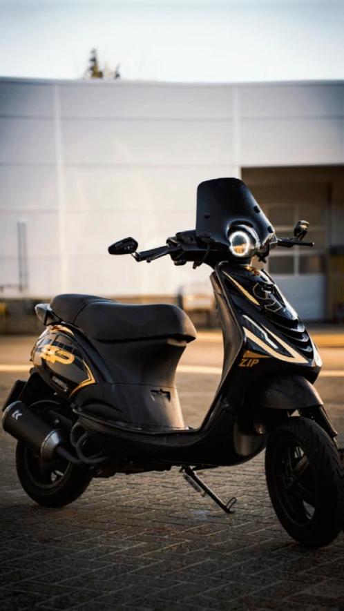 Piaggio zip 80cc, Fietsen en Brommers, Scooters | Piaggio, Zo goed als nieuw, Zip, Ophalen