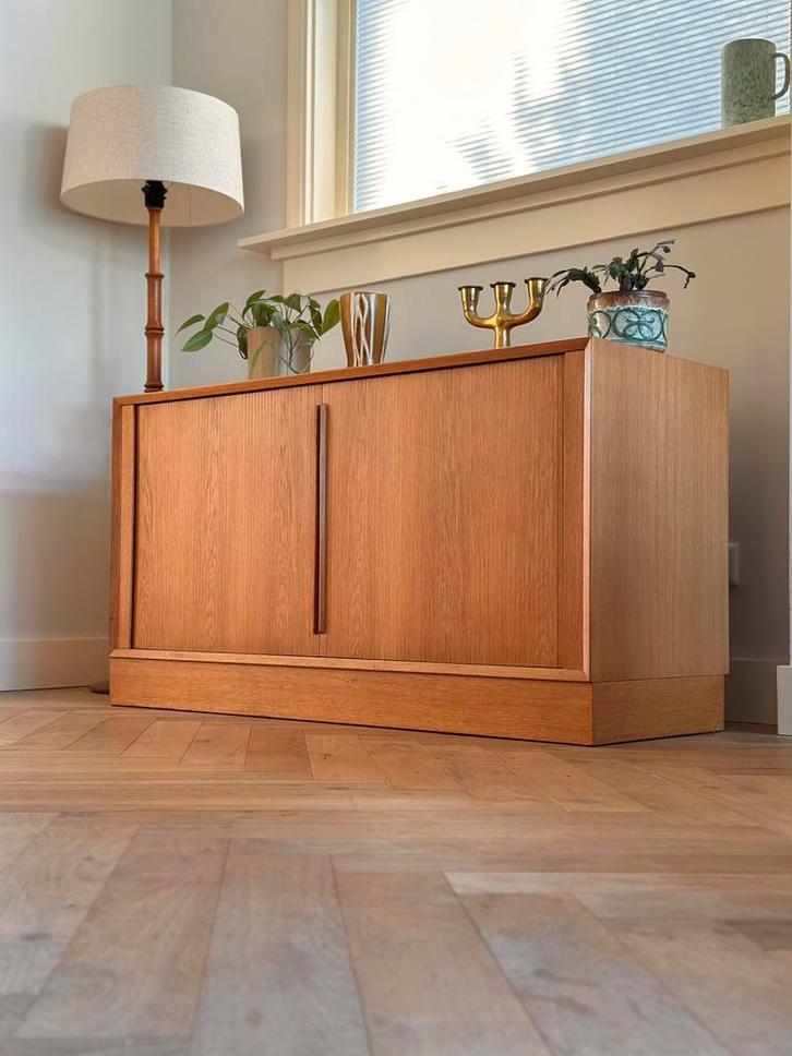 Vintage dressoir Deens design eiken hout jaren 50/60, Huis en Inrichting, Kasten | Dressoirs, Gebruikt, 100 tot 150 cm, 25 tot 50 cm