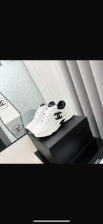 Chanel schoenen, Kleding | Dames, Schoenen, Ophalen of Verzenden, Nieuw, Zwart, Sneakers of Gympen