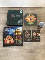 Het huis Anubis pakket spel boek beker, Hobby en Vrije tijd, Gezelschapsspellen | Bordspellen, Ophalen of Verzenden