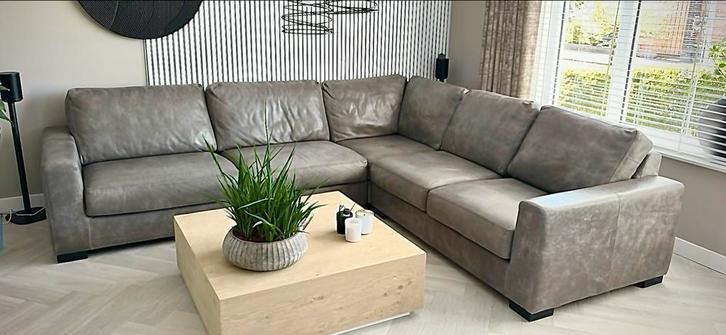 Leden hoek bankstel, Huis en Inrichting, Banken | Complete zithoeken, Gebruikt, Hout, Leer, Ophalen of Verzenden
