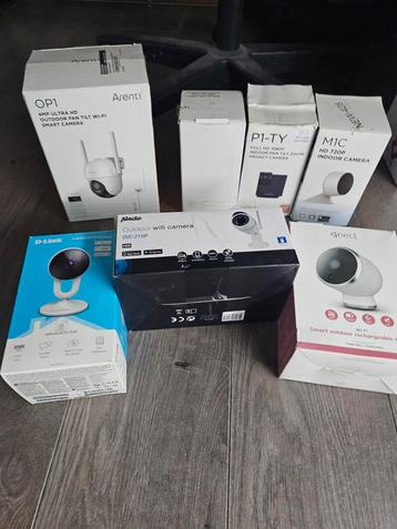 Partij beveiligingscamera`s (7 stuks) beschikbaar voor biedingen