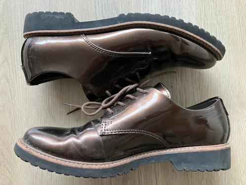Marco Tozzi Veterschoenen | lak bruin brons | maat 40, Kleding | Dames, Schoenen, Zo goed als nieuw, Overige typen, Bruin, Ophalen of Verzenden