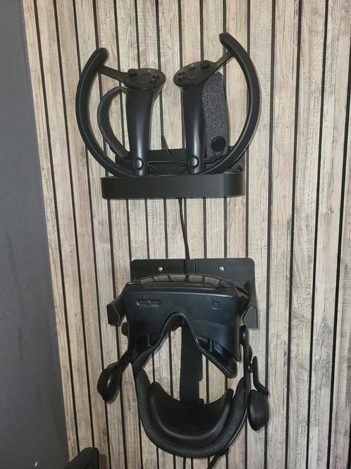 Valve Index VR Headset + Controllers + Wandhouder, Spelcomputers en Games, Virtual Reality, Zo goed als nieuw, Pc, VR-bril, Ophalen of Verzenden