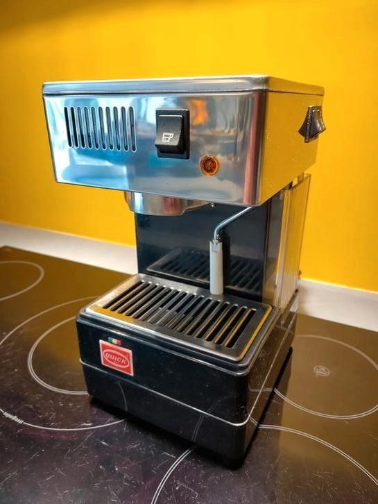 Quick Mill 820 incl accessoires, Witgoed en Apparatuur, Koffiezetapparaten, Gebruikt, Gemalen koffie, Koffiebonen, Espresso apparaat