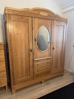 Antieke houten kast met spiegel, Gebruikt, 200 cm of meer, 150 tot 200 cm, 50 tot 75 cm