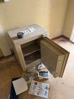 Kluis, Huis en Inrichting, Brandblussers en Brandkasten, Ophalen, Zo goed als nieuw