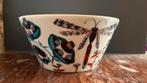 Iittala Schaal met Bloemen en Libellen 0,6 L korento, Huis en Inrichting, Porselein of Keramiek, Schaal, Rond, Ophalen of Verzenden