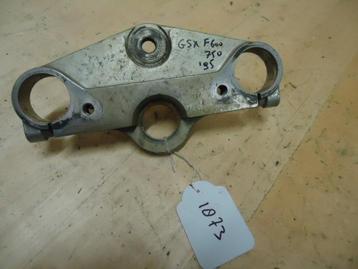 GSX750F 1988 - 1997 Suzuki Kroonplaat D1-18022 beschikbaar voor biedingen