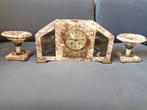 Antieke art deco pendule met bijpassende schalen – marmer, Antiek en Kunst, Antiek | Klokken, Ophalen of Verzenden