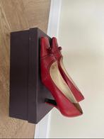 Prada rood leren pumps met roosje, maat 39,5, Pumps, Prada, Ophalen of Verzenden, Gedragen