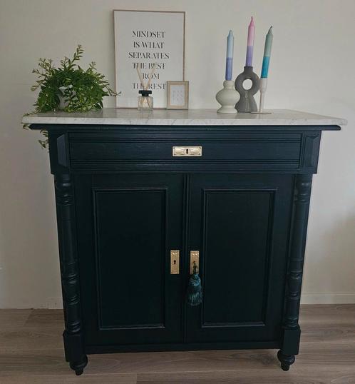 Dressoir, Huis en Inrichting, Kasten | Dressoirs, Zo goed als nieuw, 100 tot 150 cm, 25 tot 50 cm, Ophalen of Verzenden