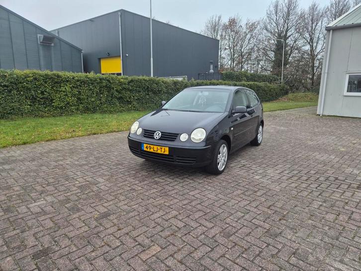 Volkswagen Polo 1.4 55KW 2003 Zwart, Auto's, Volkswagen, Particulier, Polo, ABS, Airbags, Airconditioning, Alarm, Centrale vergrendeling