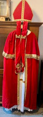 Sinterklaas en 2 pieten pakken, Ophalen of Verzenden, Zo goed als nieuw