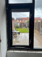 Raam te koop - dubbelglas en ventilatie rooster, Doe-het-zelf en Verbouw, Glas en Ramen, Ophalen, Gevelraam of Ruit, Gebruikt