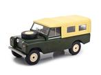 Land Rover 109 Series II Donkergroen met huif MCG 18118, Hobby en Vrije tijd, Modelauto's | 1:18, Nieuw, Overige merken, Auto