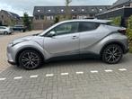 Toyota C-HR 1.8 Hybrid 122pk CVT 2017 Grijs, Auto's, Metallic lak, Euro 6, 4 cilinders, Bruin