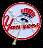 Yankees NY pin- wit-rood gelakt, Verzamelen, Nieuw, Sport, Speldje of Pin, Verzenden