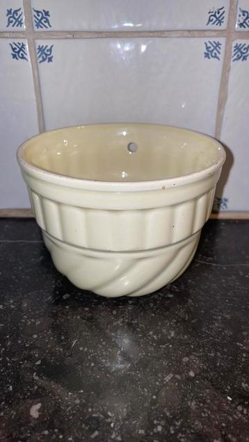 McCoy USA plantenbak 518 ( 9 cm hoog / 11,5 cm doorsnee ) beschikbaar voor biedingen