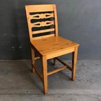 Zweedse stoel met houtsnijwerk, Huis en Inrichting, Stoelen, Vier, Gebruikt, Ophalen of Verzenden, Bruin