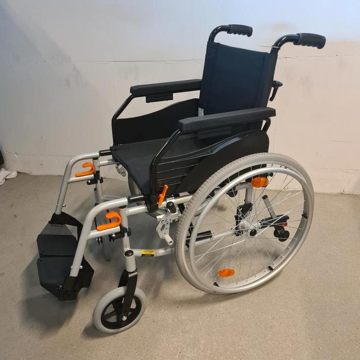 Excel rolstoel in nieuwstaat, Diversen, Rolstoelen, Duwrolstoel, Ophalen