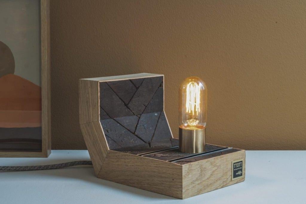 TTOTT Lamp - RET remise Kleiweg, Ophalen of Verzenden, Gebruikt, Hout, Minder dan 50 cm