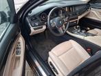 BMW 520I Touring Luxury  Ed. AUT/NAV/LMV/PDC/XENON, USB, Beige, 1705 kg, Onderhoudsboekje