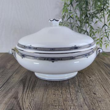 Wedgwood Amherst Terrine / Dekschaal met Deksel beschikbaar voor biedingen