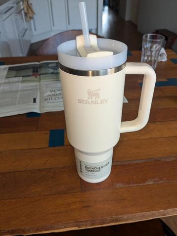 Stanley Quencher H2.0​ FlowState Tumbler 1.2L beschikbaar voor biedingen