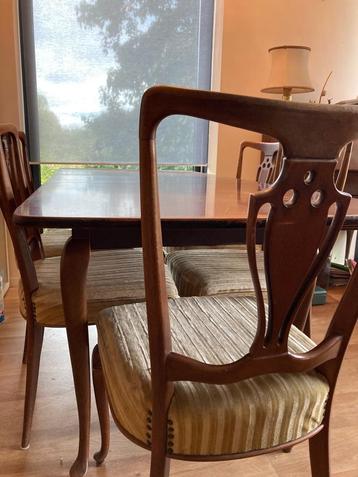 Queen Anne eetkamer stoelen beschikbaar voor biedingen