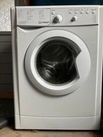 Indesit Wasmachine, ziet er goed uit!, Ophalen, 1200 tot 1600 toeren, Gebruikt, 4 tot 6 kg