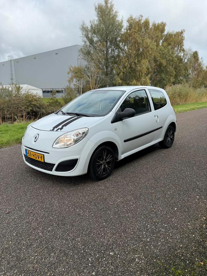 Renault Twingo 1.1 2008 Wit - Airco - Nieuwe Apk, Auto's, Renault, Bedrijf, Twingo, Airconditioning, Alarm, Bluetooth, Elektrische ramen