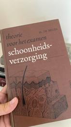 Theorie tentamen/examen SCHOONHEIDSVERZORGING, Gelezen, Verzenden, M. de Bruin, MBO